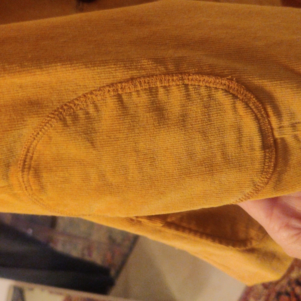 Priorities jacket like new - Picture 2 of 5
